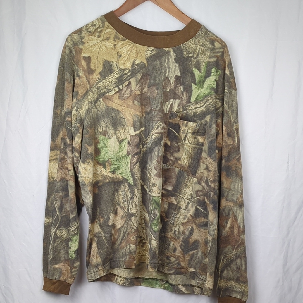 VINTAGE Liberty Men's XL Long Sleeve Advantage Camo Ringer Tee